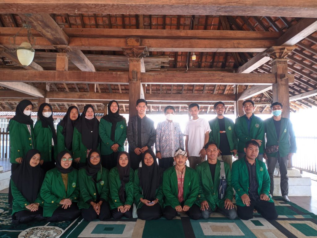 Peserta PPL dan DPL di Keraton Kanoman Cirebon